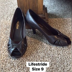 Life Stride Elegant Dark Brown Peep Toe Heels